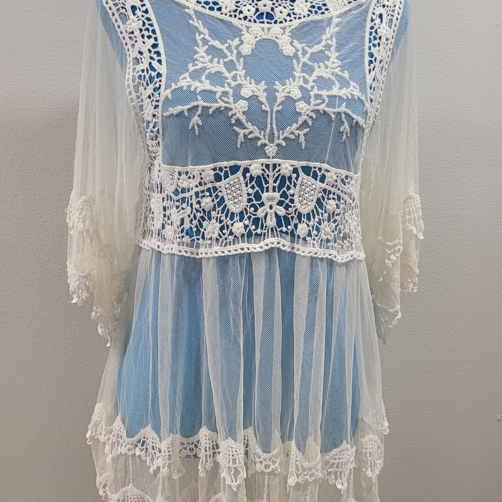 Elegant Blue and White Lace Women Top